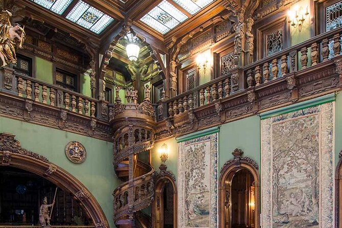 Private Tour in Bran Castle, Peles Castle, and Brasov - Timing, food, and practical planning