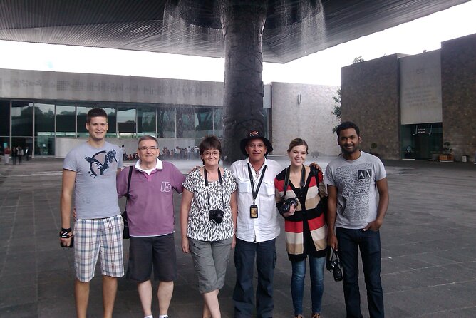 PRIVATE Tour in Chapultepec Castle and Museum of Anthropology - A guide who teaches in a clear, firm style