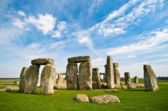 Private Tour of Stonehenge, Bath and Castle Combe. - Who will enjoy this day most?