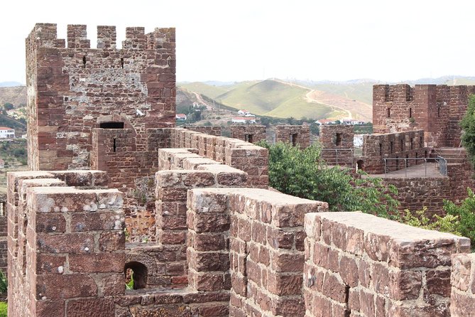 Private Tour to Silves Castle Old Town stop at Chapel of Bones - The quiet shock of Alcantarilha’s bone chapel