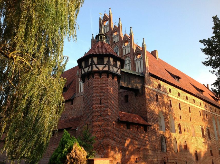 Private transportation to the Malbork Castle from Gdansk - Leaving Gdansk or Sopot in a private Mercedes