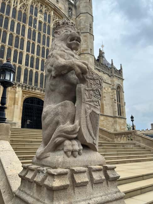 Private trip to Windsor Castle and Stonehenge - Windsor Castle: royal rooms, chapel, and a short visit