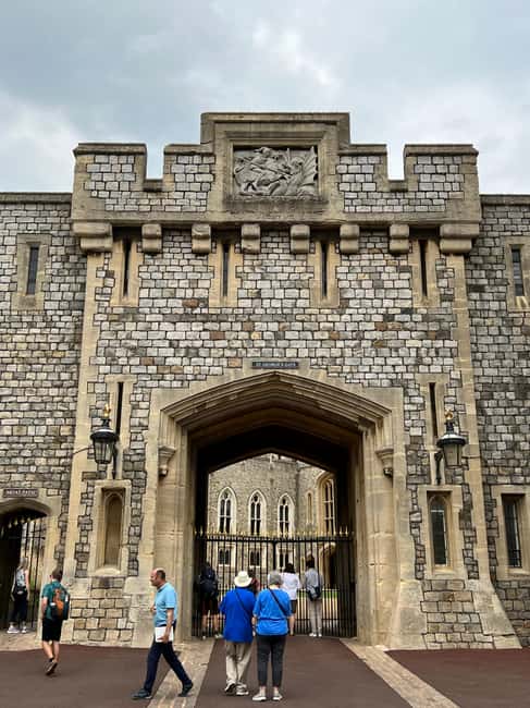 Private trip to Windsor Castle and Stonehenge - What the self-guided format means for you
