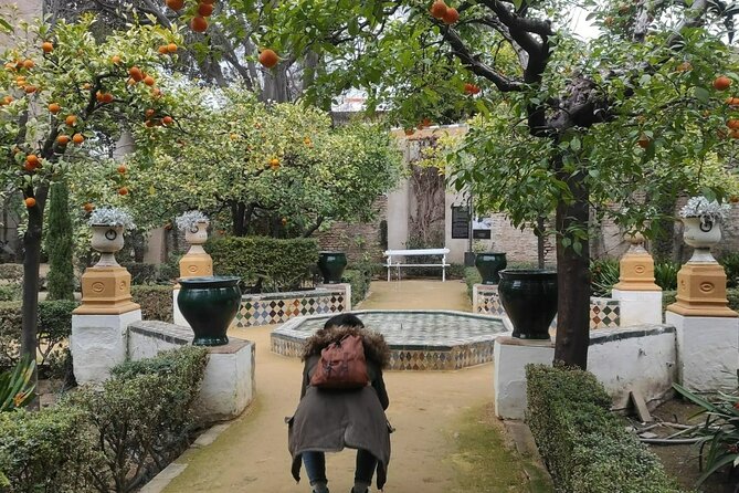 Private Walking Tour Alcazar and Cathedral in Sevilla - Who will get the most from this tour