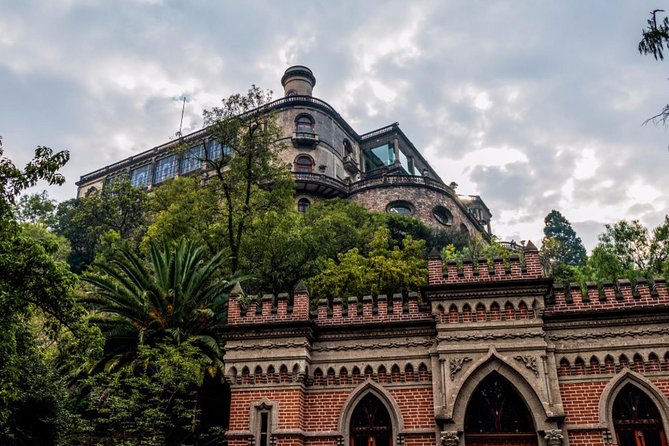 Private Walking Tour Anthropology Museum & Chapultepec Castle - Starting with the Anthropology Museum at 10:00 a.m.