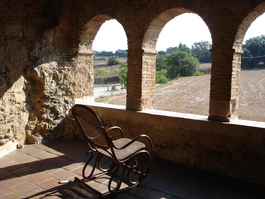 Púbol: Gala-Dalí Castle Entry ticket - Gala’s Private Quarters and the Grand Piano Room