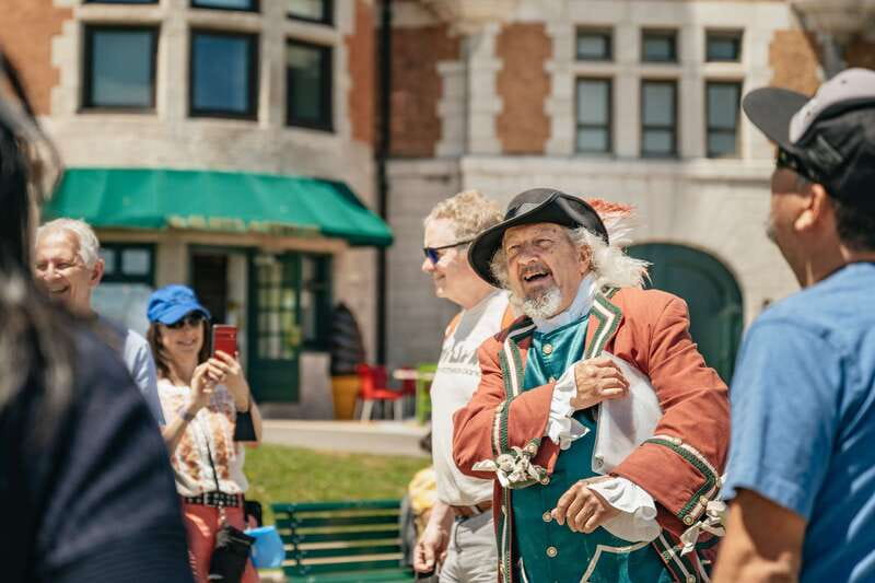 Quebec City: Guided Tour of Fairmont Le Château Frontenac - Why Château Frontenac deserves an hour of your time