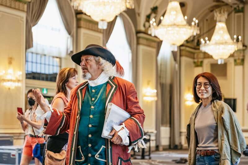 Quebec City: Guided Tour of Fairmont Le Château Frontenac - The hotel as a working place