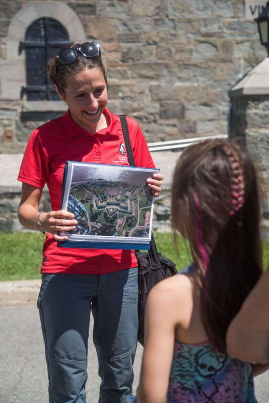 Quebec: La Citadelle de Québec Ticket and Guided Tour - The former military prison and other overlooked corners