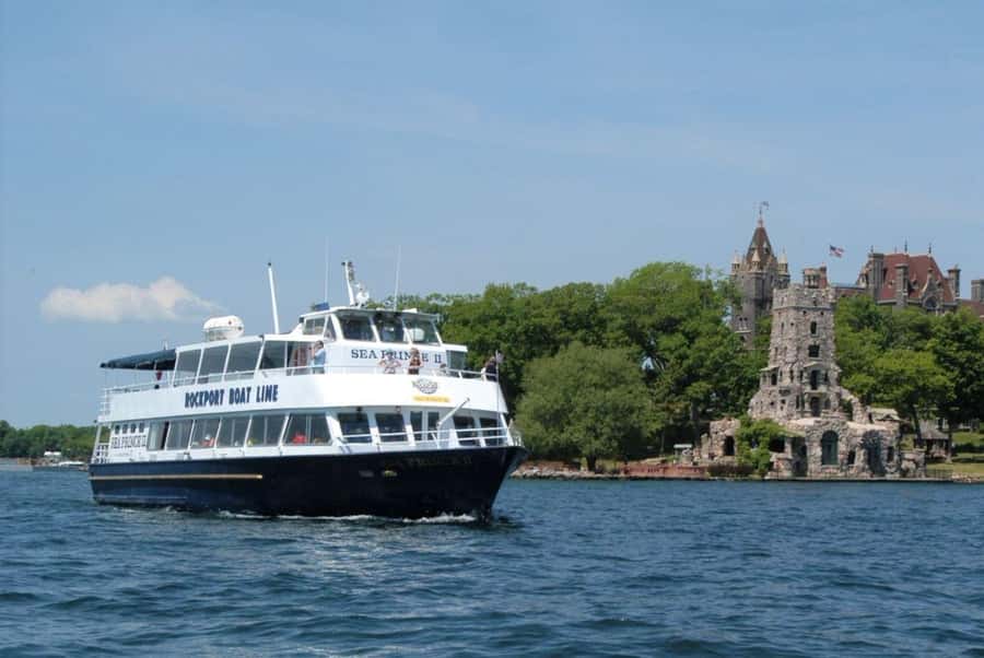 Rockport, ON: 1000 Islands/Boldt Castle Sightseeing Cruises - Boldt Castle and the Heart Island stopover