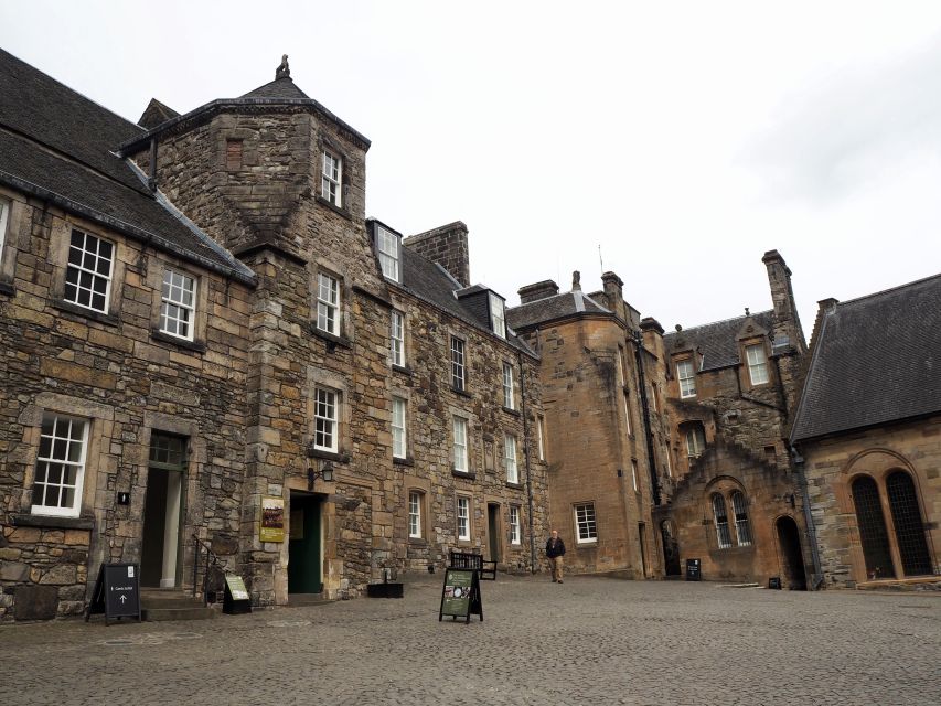 Rosslyn Chapel, Stirling Castle & Dunfermline Abbey Tour - Bannockburn brings Robert the Bruce’s victory into focus
