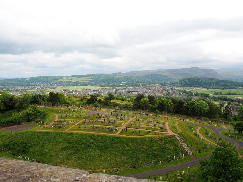 Rosslyn Chapel, Stirling Castle & Dunfermline Abbey Tour - The Forth Bridge starts the day with a strong view