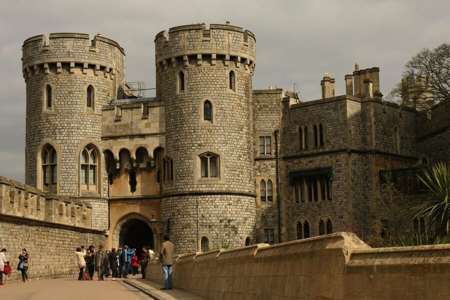 Royal Windsor Castle and Stonehenge Private Tour with passes - Is $661 per person fair value?