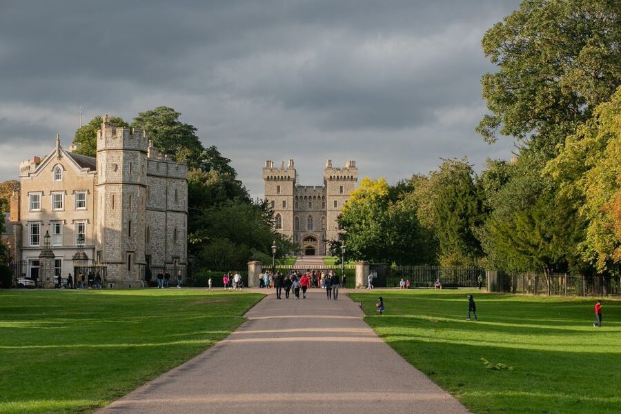 Royal Windsor Castle Tour Private including tickets - St George’s Chapel is more than a side stop