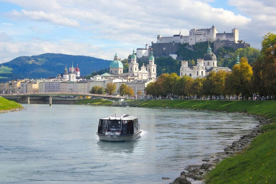 Salzburg: River Cruise & Best of Mozart Fortress Concert - Who will enjoy this evening most