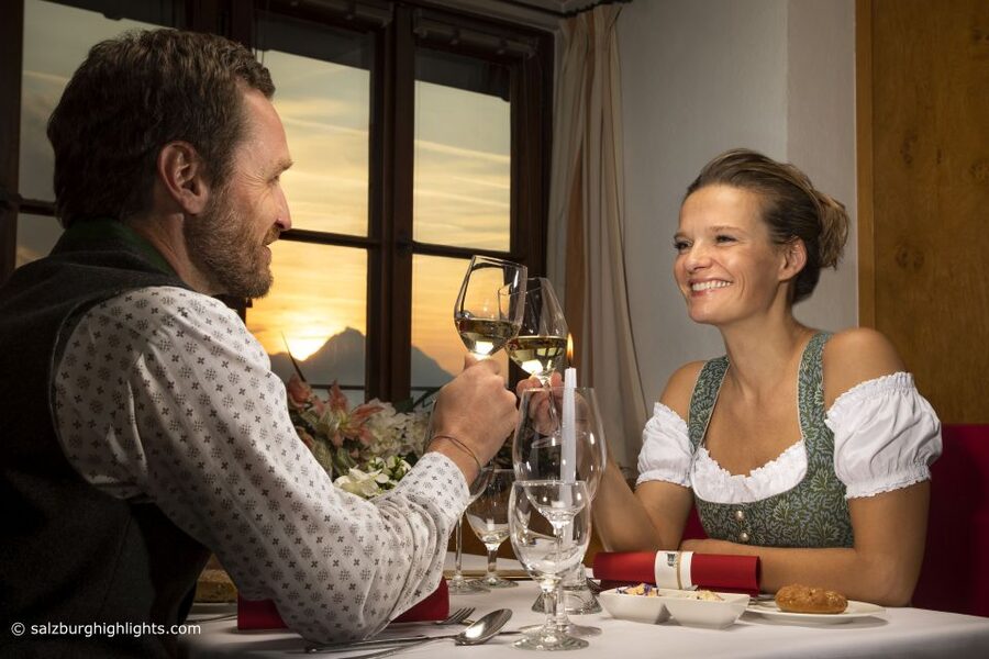 Salzburg: River Cruise, Dinner & Fortress Concert - Who will enjoy this evening most?