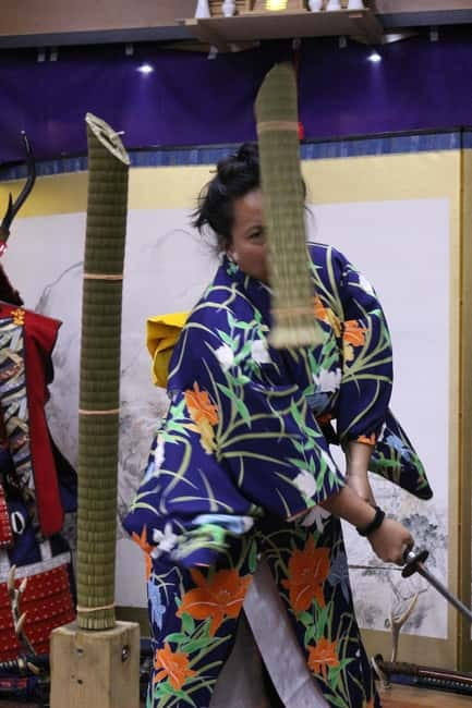 Samurai Armor & Sword experience with phot near Osaka Castle - Changing into dogi and hakama
