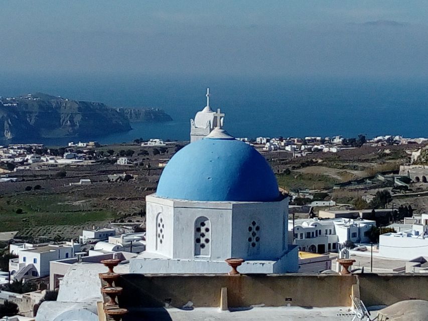 Santorini: Small-Group Highlights Tour of Venetian Castles - Akrotiri brings the southern caldera into view