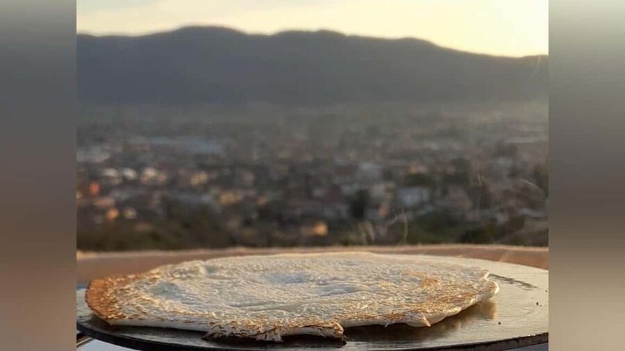 Sarzana: pesto experience at Sarzanello Fortress - From basil harvest to Carrara marble mortar