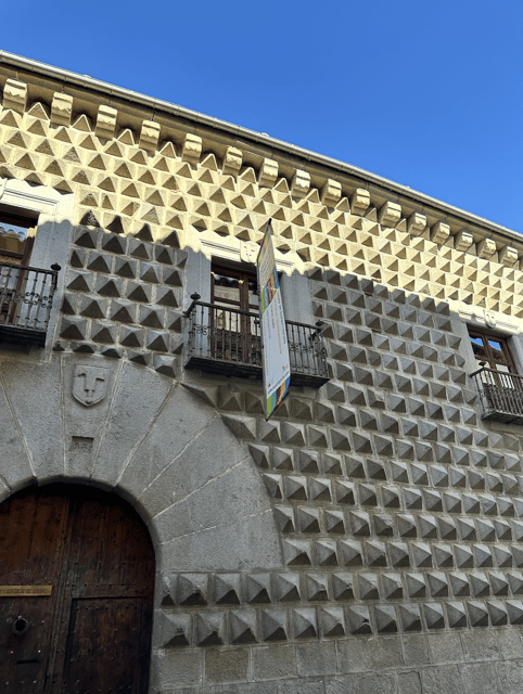 Segovia: private tour with Alcazar, Cathedral and wine tasting - San Miguel Church and the story of Isabella the Catholic