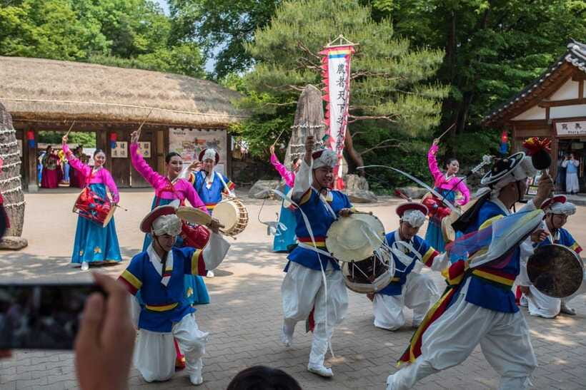 Seoul: Hwaseong Fortress, Folk Village and Starfield Library - Practical details before you reserve