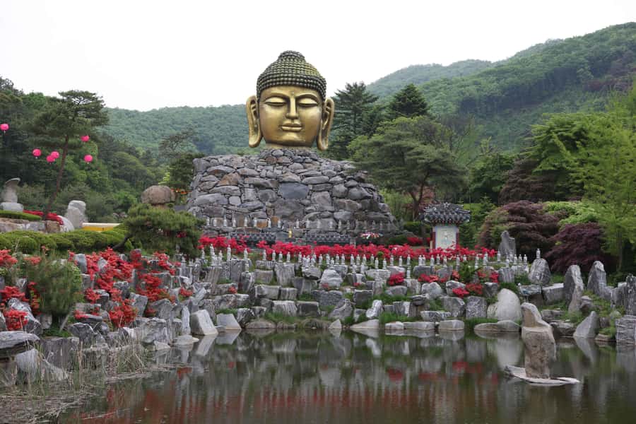 Seoul : Suwon Hwaseong Fortress+Starfield Library+Waujeongsa - What the $49 price really covers