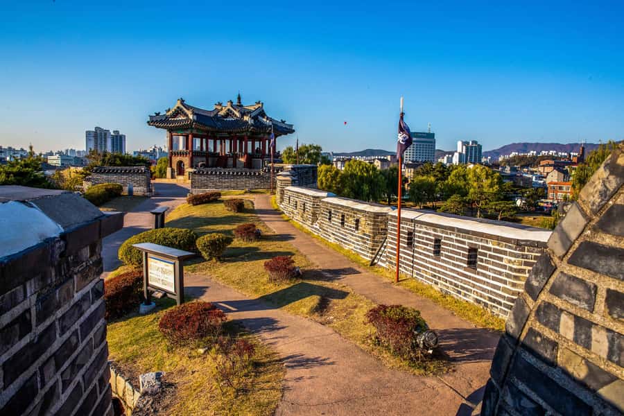 Seoul : Suwon Hwaseong Fortress+Starfield Library+Waujeongsa - Practical advice before you reserve