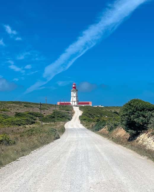 Setúbal, Nature&Culture, between Castles,Beaches, Mountains - What the van ride is really like