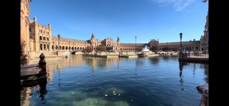 Sevilla: Alcazar and Cathedral Private Tour - Is $171 per person a fair price?