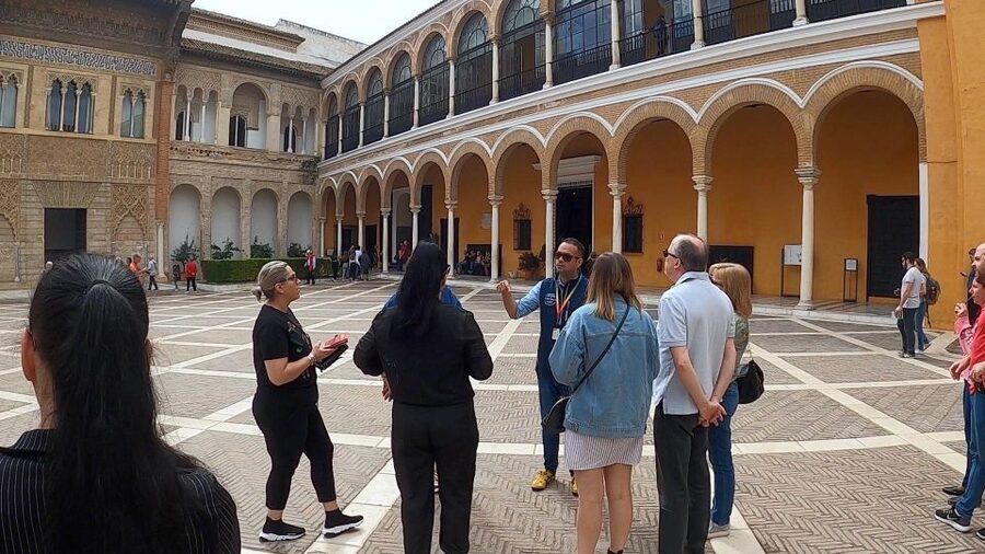 Seville: Alcazar of Seville guided tour with a Historian- - The Admiral’s Room and the Columbus connection