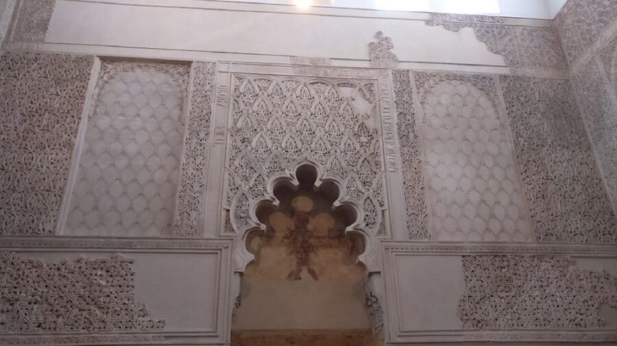 Seville: Alcázar Tour with Tickets Included - Should you book the Seville Alcázar tour?