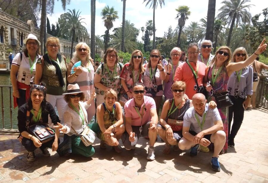 Seville: Cathedral, Giralda & Alcázar Guided Tour - Inside Seville Cathedral for about an hour