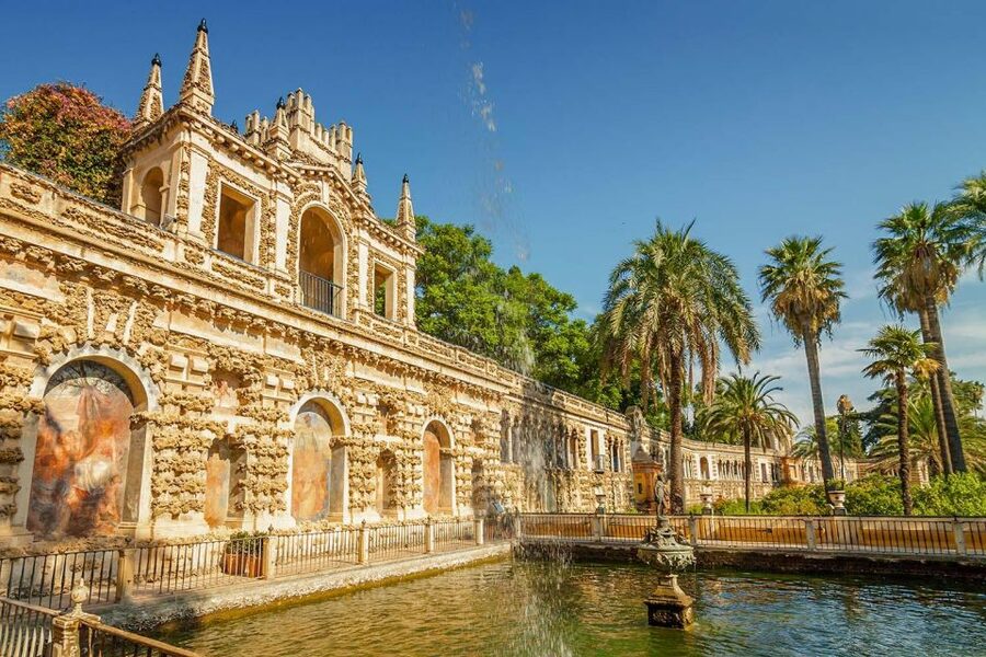 Seville: Real Alcazar Admission and Guided Tour - Guide quality and language options