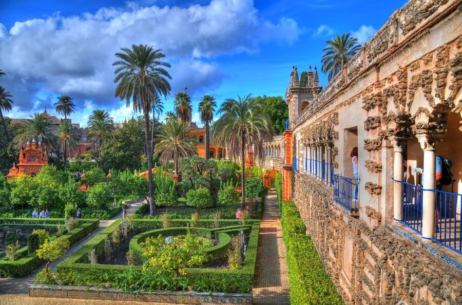 Seville: Real Alcazar of Seville Guided Tour and Ticket - The first rooms and the palace’s changing styles