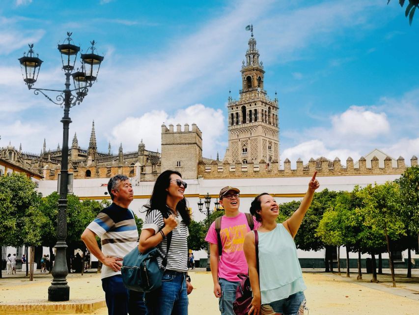 Seville: Royal Alcazar Guided Tour - Meeting at Plaza de España Fountain