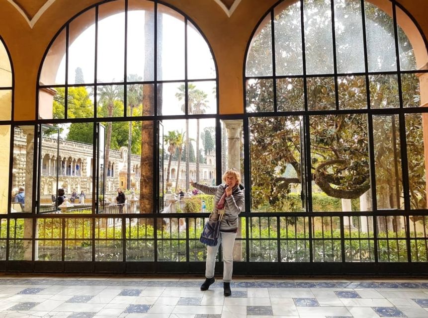 Seville: Royal Alcazar of Seville Tour - Who should choose this experience