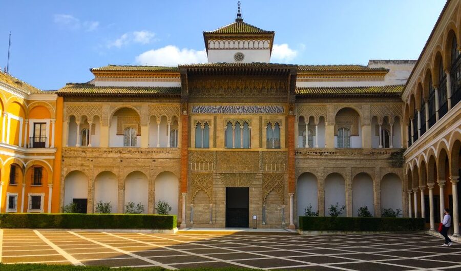Seville: Royal Alcázar Skip-the-Line Tour by Local Experts - Who should book this Alcázar tour?
