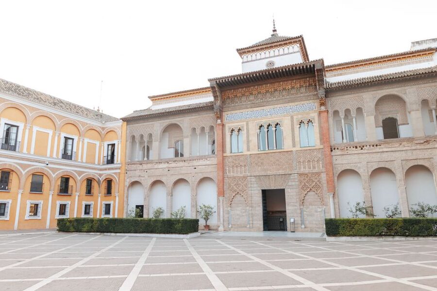 Seville: VIP Exclusive Early Access Tour of The Alcazar - The gardens, peacocks, and the weather caveat
