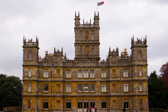 Shared Group Downton Abbey and Highclere Castle Tour from London - Why this Downton Abbey tour works