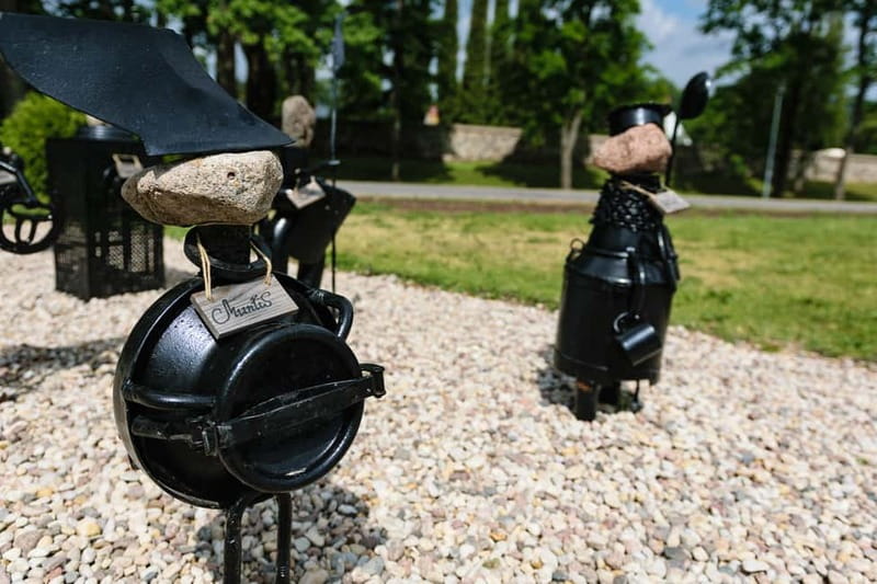 Sigulda Day Tour - Castle Ruins, Gūtmaņala Grotto, & More - Should you book the Sigulda day tour?