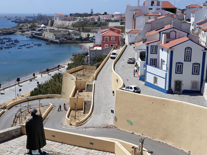 Sines: Tour of the historic center, museum & castle of Sines - The included espresso and local advice