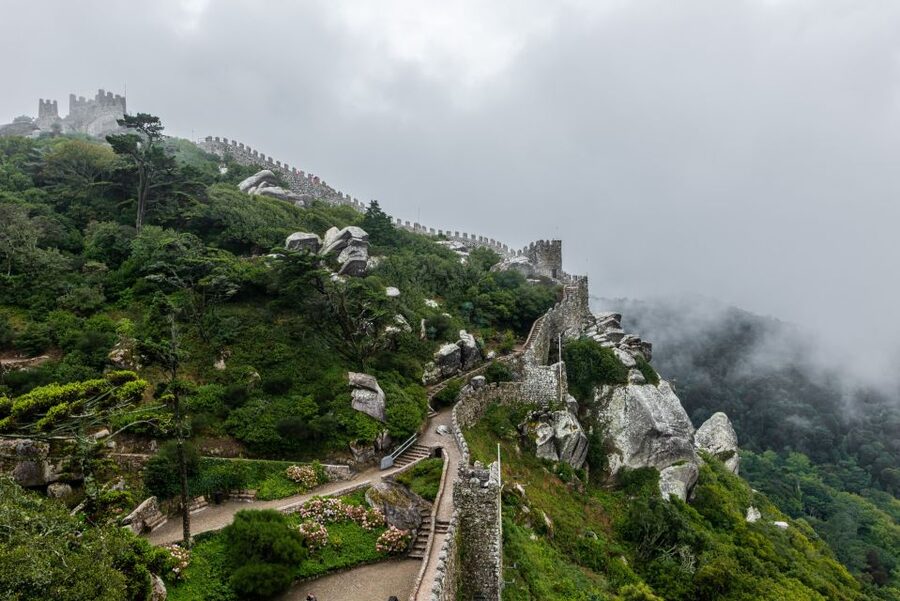 Sintra: Castle of the Moors & Quinta Entry with Audio Guides - Getting the day’s timing right