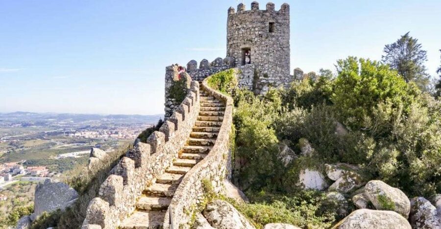 Sintra: Castle of the Moors Skip-the-Line Ticket+Audio Guide - Entering with the skip-the-line ticket