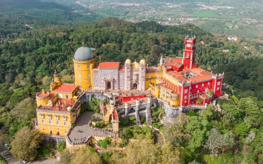 Sintra: Pena Palace, Moorish Castle, Regaleira, & Monserrate - Key points to know before booking