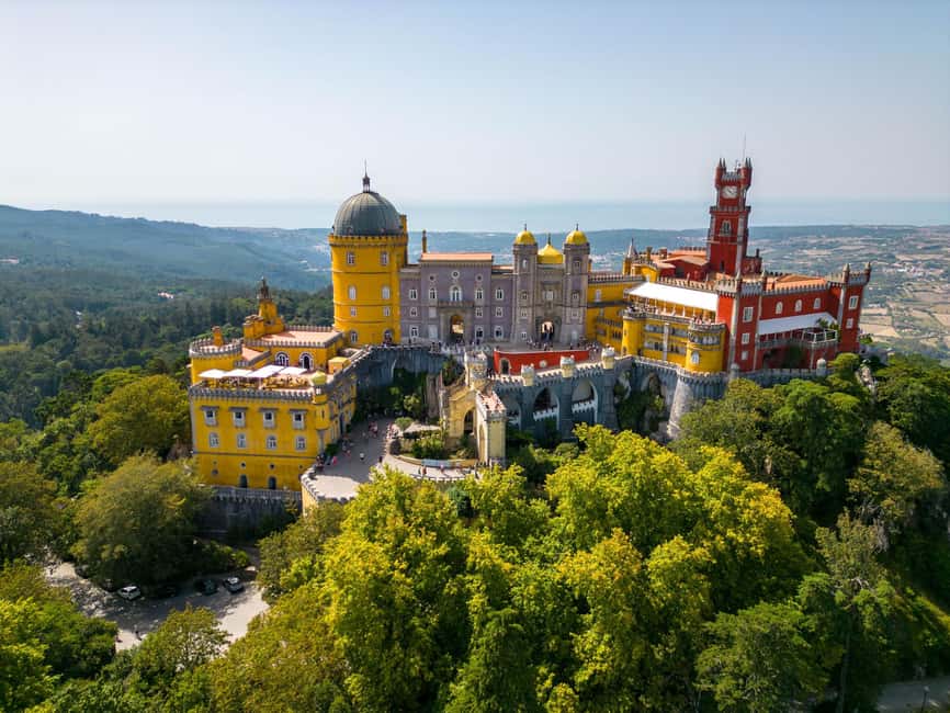 Sintra Small Group: Pena Palace, Moorish Castle & Cascais - Pena Palace: two hours for the famous view