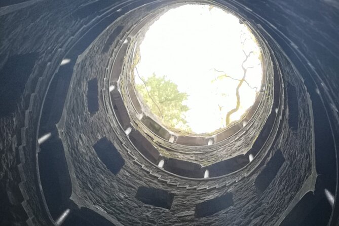 Sintra Tour with Pena Palace, Moorish Castle and Regaleira - Private - The guides are a major part of the value
