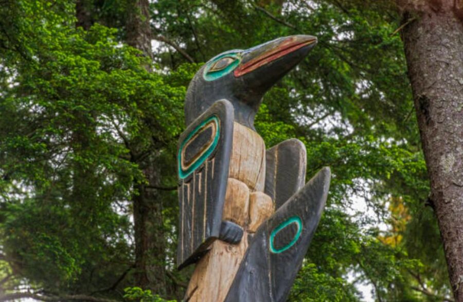 Sitka: Totem Poles, Raptor Centre, & Fortress of Bears Tour - Key points at a glance