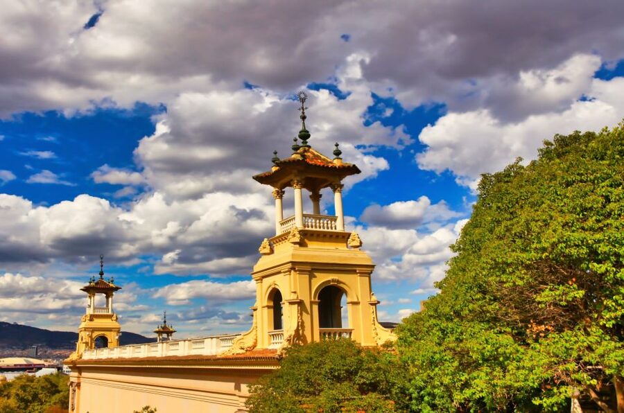 Skip-the-line Montjuïc Castle Tour with a Cable Car Ride - The history of Catalonia in plain terms