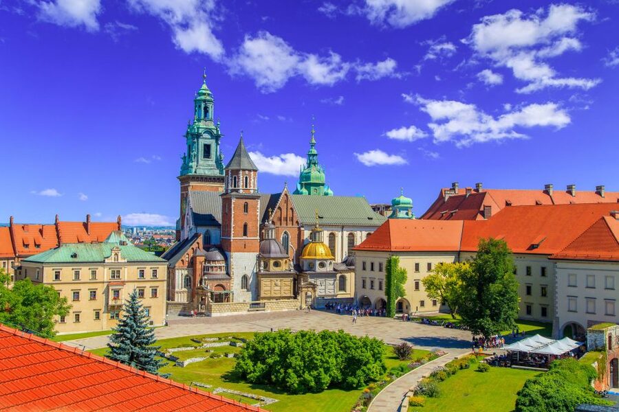 Skip-the-Line Wawel Castle Chambers Private Tour - The 2-hour route focuses on the State Rooms