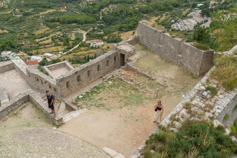 Split: Historical Tour of Salona, Klis Fortress and Trogir - Stella Croatica: tasting Dalmatia instead of just hearing about it